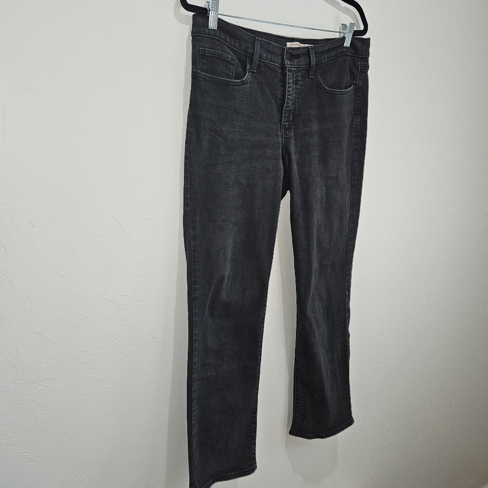 Levi's 314 Shaping Straight Leg Faded Black Denim Jeans Women's Size 31 - Picture 2 of 12